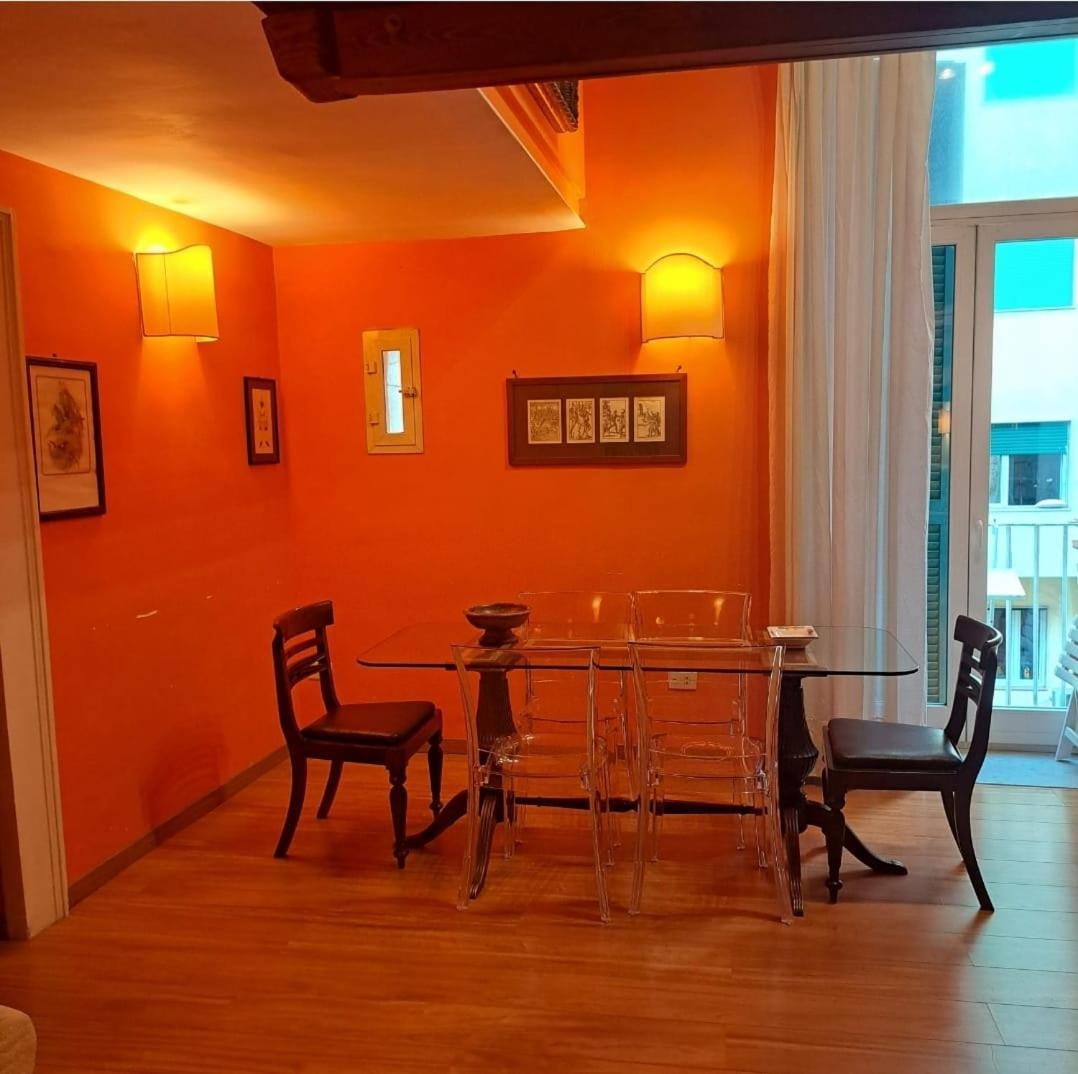 Guide Tour Apartments Неаполь Экстерьер фото